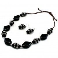 Necklace & Earrings Set – 12 Faux Stone Beads Necklace & Earrings Set - Black - NE-UNE12276BLK